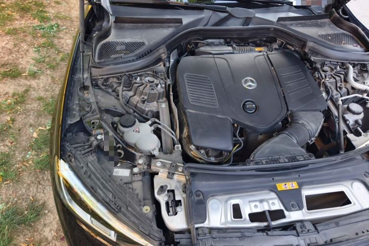 Used Mercedes-Benz GLC 2024 Refreshed GLC 300 L 4MATIC Dynamic Version 5 Seats Engine Bay Right