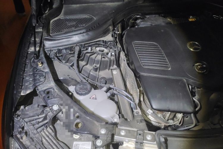 Used Mercedes-Benz GLC 2024 GLC 260 L 4MATIC Luxury Model 5 Seats Engine Bay Right