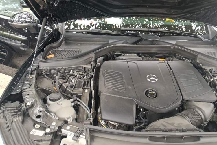 Used Mercedes-Benz GLC 2024 GLC 300 L 4MATIC Dynamic Edition 5-seater Engine Bay Right