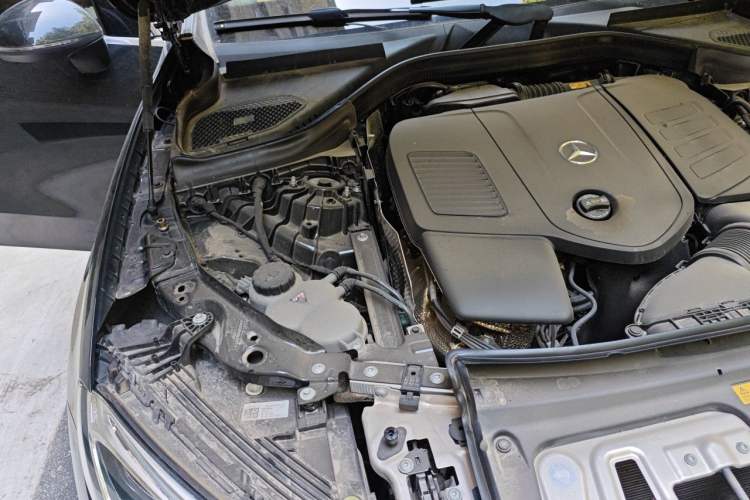 Used Mercedes-Benz GLC 2024 GLC 260 L 4MATIC Luxury Model 5 Seats Engine Bay Right