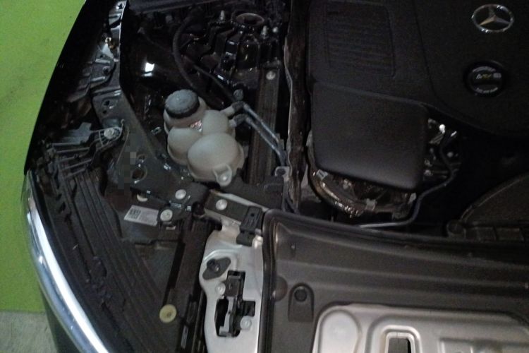 Used Mercedes-Benz GLC 2024 GLC 260 L 4MATIC Luxury Model 5 Seats Engine Bay Right