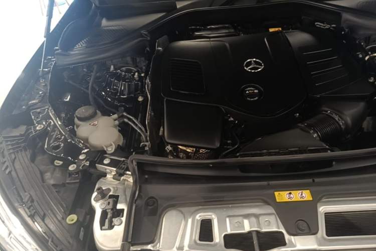 Used Mercedes-Benz GLC 2024 GLC 300 L 4MATIC Dynamic Edition 5-seater Engine Bay Right