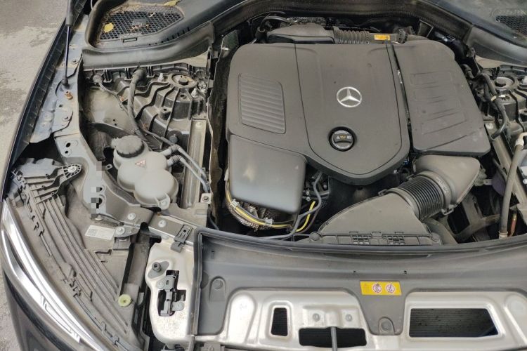 Used Mercedes-Benz GLC 2024 GLC 260 L 4MATIC Luxury Model 5 Seats Engine Bay Right