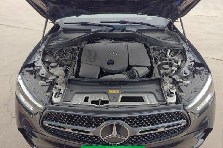 Used Mercedes-Benz GLC 2024 Facelifted GLC 260 L 4MATIC Luxury Version 5 Seats Engine Bay