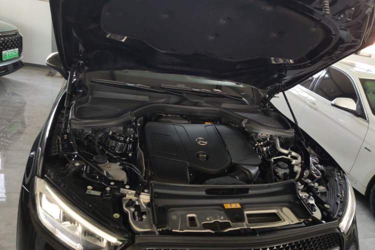 Used Mercedes-Benz GLC 2024 Refreshed GLC 300 L 4MATIC Dynamic Version 5 Seats Engine Bay