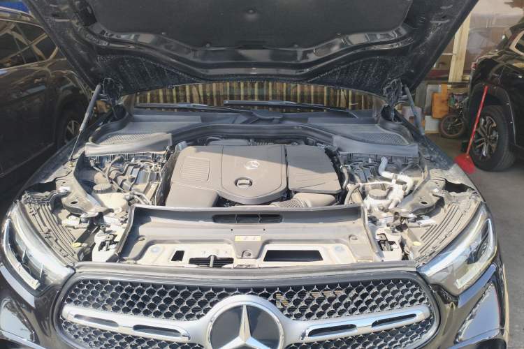 Used Mercedes-Benz GLC 2024 GLC 300 L 4MATIC Dynamic Edition 5-seater Engine Bay