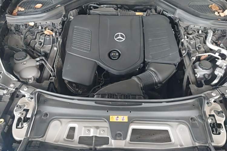 Used Mercedes-Benz GLC 2024 Refreshed GLC 300 L 4MATIC Dynamic Version 5 Seats Engine Bay