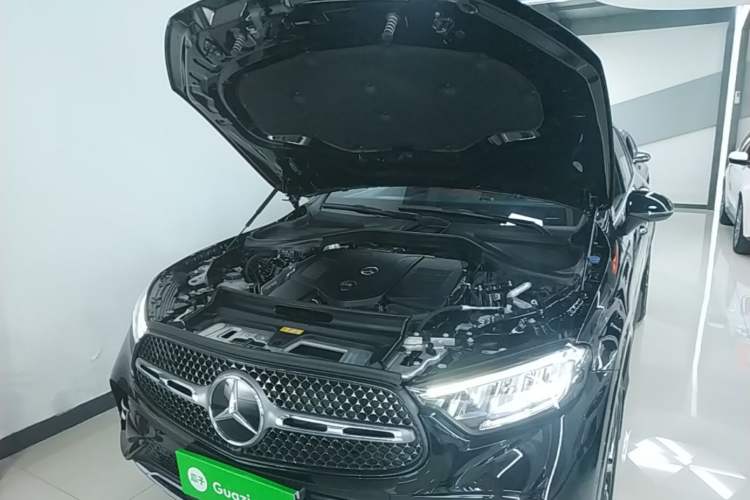 Used Mercedes-Benz GLC 2024 Facelifted GLC 260 L 4MATIC Luxury Version 5 Seats Engine Bay