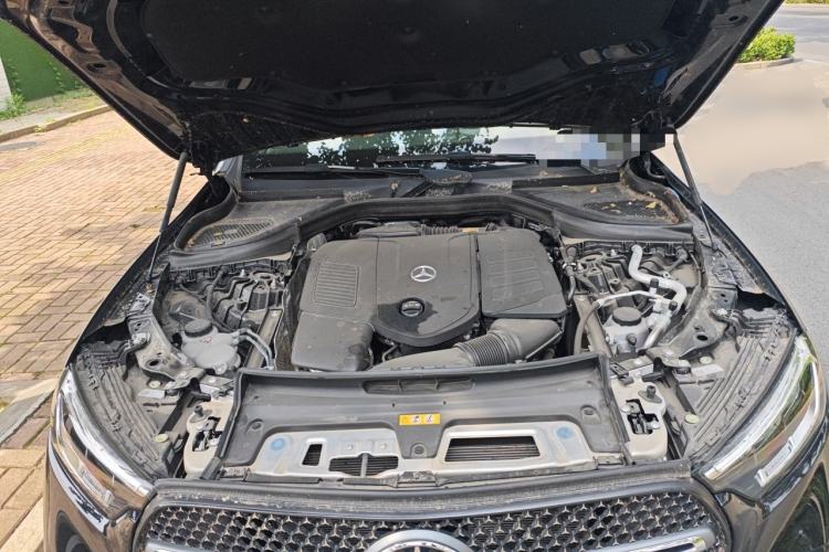 Used Mercedes-Benz GLC 2024 Facelifted GLC 260 L 4MATIC Luxury Version 5 Seats Engine Bay