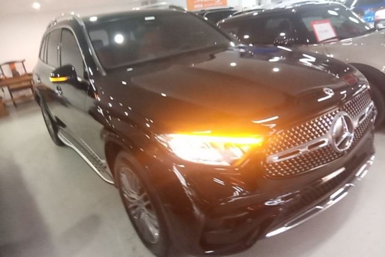 Used Mercedes-Benz GLC 2024 Refreshed GLC 300 L 4MATIC Dynamic Version 5 Seats Exterior 1