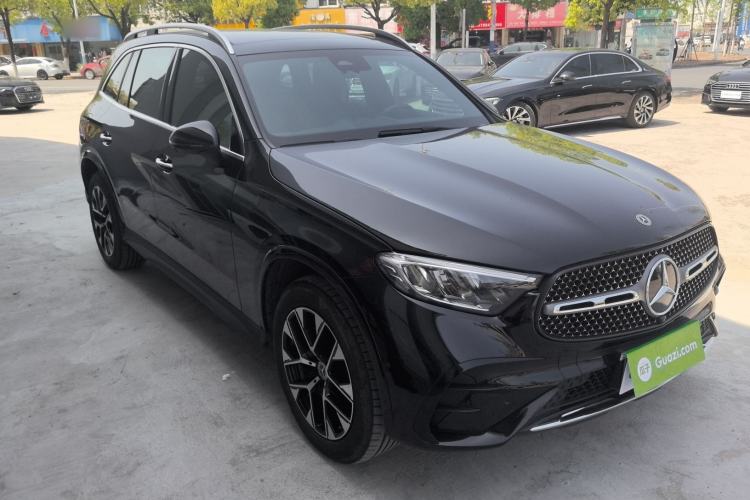 Used Mercedes-Benz GLC 2024 GLC 260 L 4MATIC Luxury Model 5 Seats Exterior 1