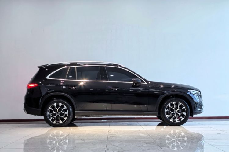 Used Mercedes-Benz GLC 2024 GLC 260 L 4MATIC Dynamic Edition 5-seater Exterior 1