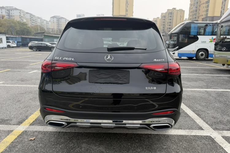 Used Mercedes-Benz GLC 2024 Facelifted GLC 260 L 4MATIC Luxury Version 5 Seats Exterior 1