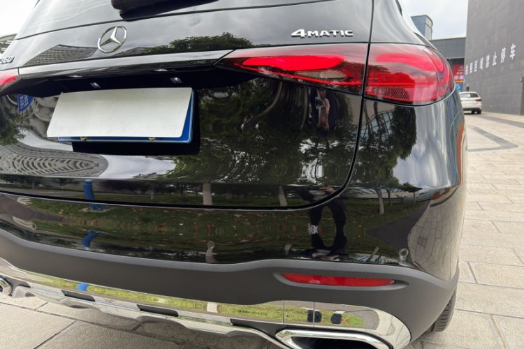 Used Mercedes-Benz GLC 2024 GLC 260 L 4MATIC Dynamic Edition 5-seater Exterior 11