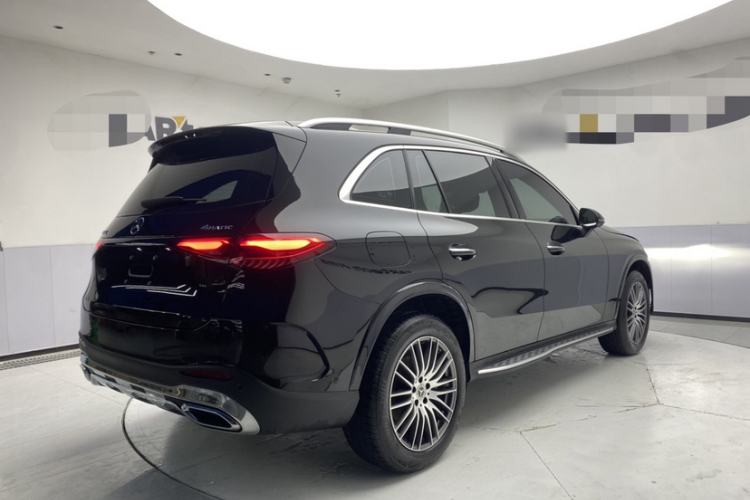 Used Mercedes-Benz GLC 2024 Refreshed GLC 300 L 4MATIC Dynamic Version 5 Seats Exterior 3