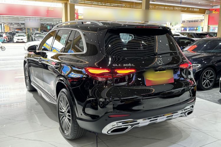 Used Mercedes-Benz GLC 2024 Refreshed GLC 300 L 4MATIC Dynamic Version 5 Seats Exterior 3