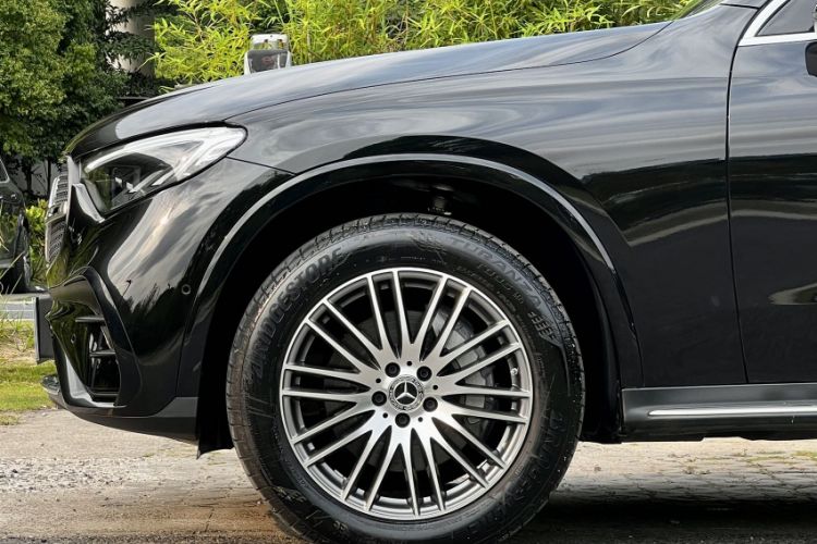 Used Mercedes-Benz GLC 2024 Refreshed GLC 300 L 4MATIC Dynamic Version 7-Seater Exterior 3