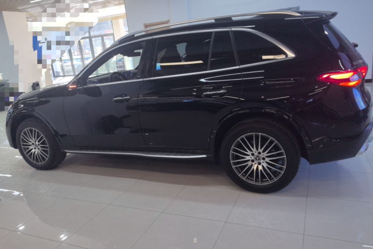 Used Mercedes-Benz GLC 2024 Refreshed GLC 300 L 4MATIC Dynamic Version 5 Seats Exterior 3