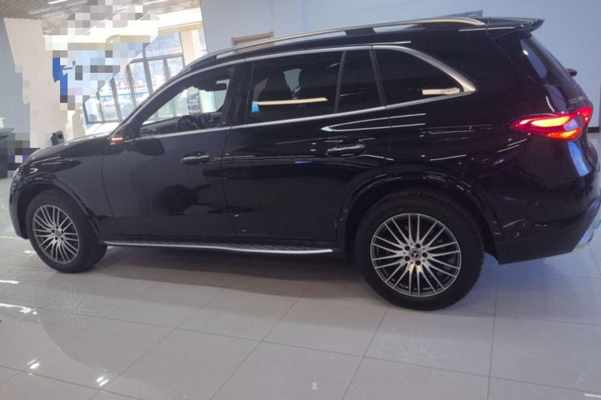 Used Mercedes-Benz GLC 2024 Refreshed GLC 300 L 4MATIC Dynamic Version 5 Seats Exterior 3