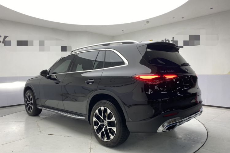 Used Mercedes-Benz GLC 2024 GLC 260 L 4MATIC Dynamic Edition 5-seater Exterior 3