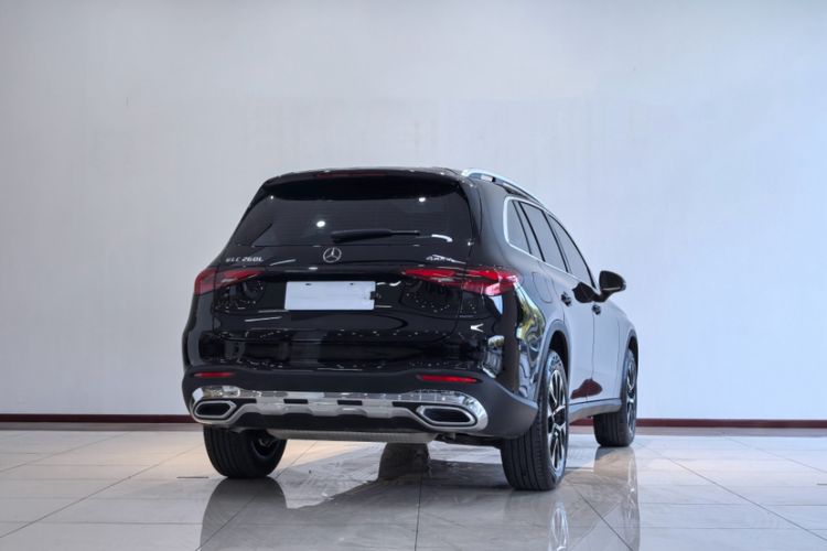 Used Mercedes-Benz GLC 2024 GLC 260 L 4MATIC Dynamic Edition 5-seater Exterior 3