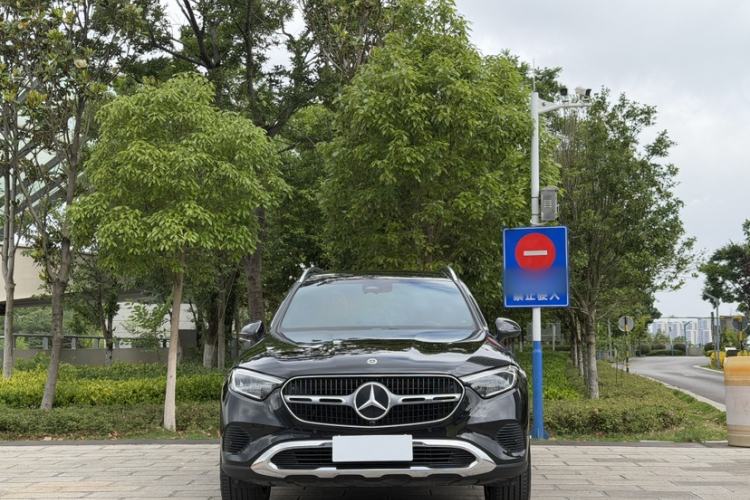 Used Mercedes-Benz GLC 2024 GLC 260 L 4MATIC Dynamic Edition 5-seater Exterior 3