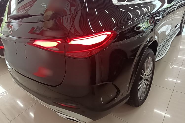 Used Mercedes-Benz GLC 2024 GLC 300 L 4MATIC Dynamic Edition 5-seater Exterior 3