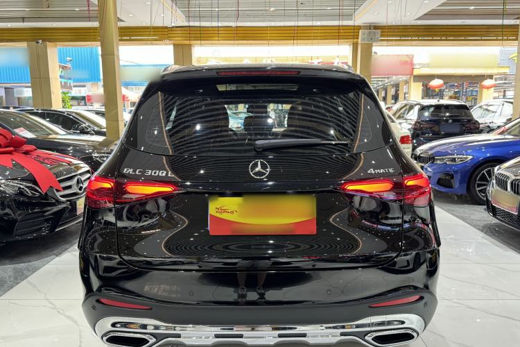 Used Mercedes-Benz GLC 2024 Refreshed GLC 300 L 4MATIC Dynamic Version 5 Seats Exterior 4