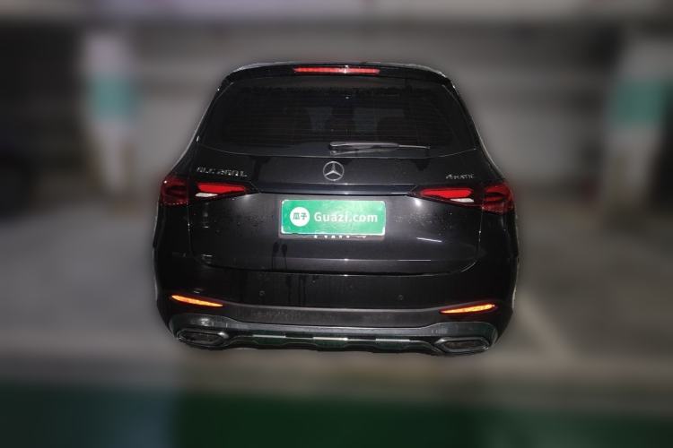 Used Mercedes-Benz GLC 2024 GLC 260 L 4MATIC Luxury Model 5 Seats Exterior 4