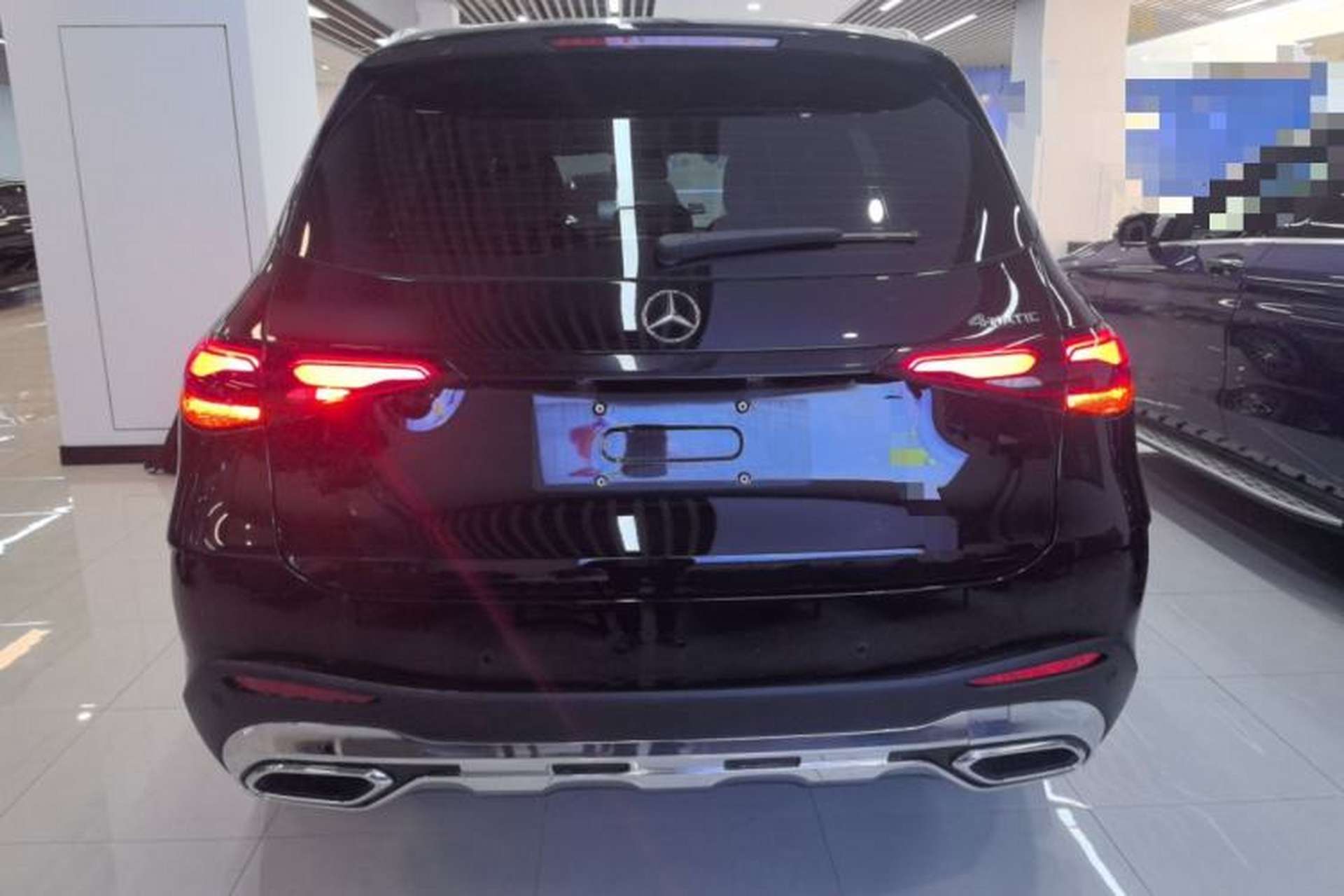 Used Mercedes-Benz GLC 2024 Refreshed GLC 300 L 4MATIC Dynamic Version 5 Seats Exterior 4