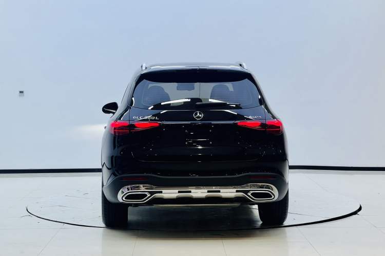Used Mercedes-Benz GLC 2024 GLC 260 L 4MATIC Dynamic Edition 5-seater Exterior 4