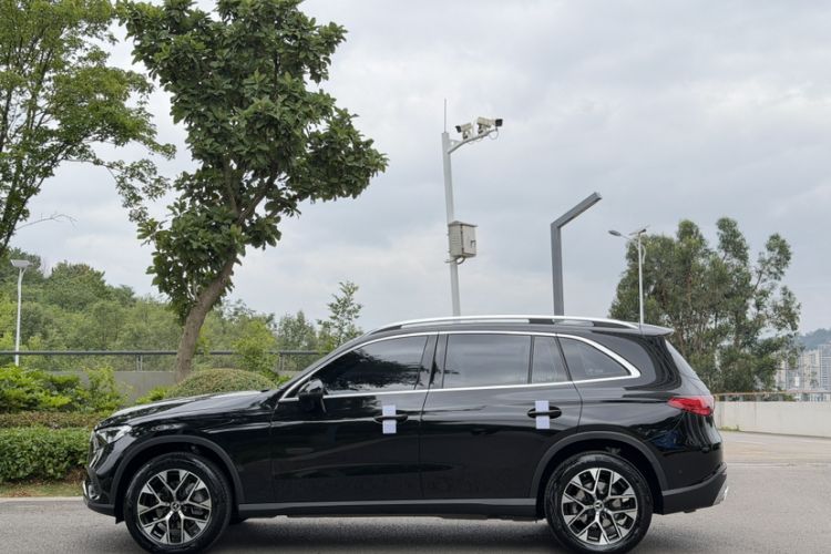 Used Mercedes-Benz GLC 2024 GLC 260 L 4MATIC Dynamic Edition 5-seater Exterior 4