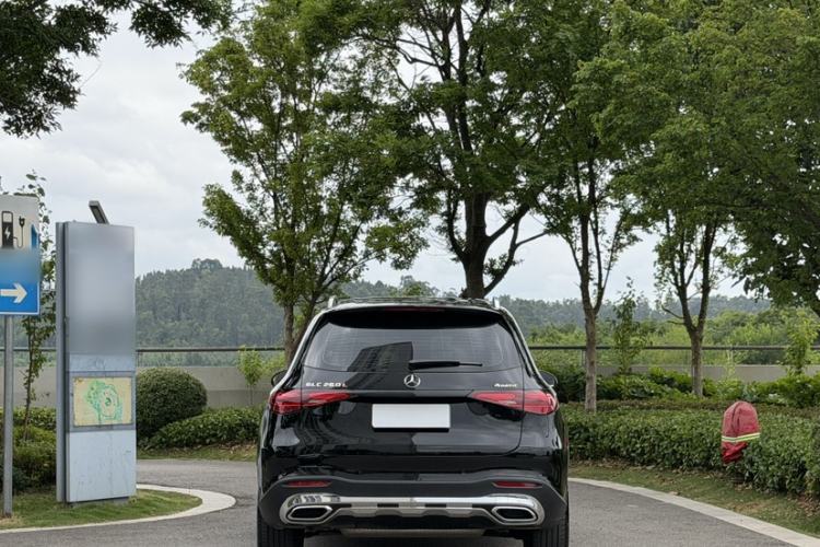 Used Mercedes-Benz GLC 2024 GLC 260 L 4MATIC Dynamic Edition 5-seater Exterior 5