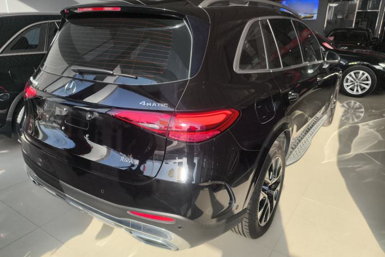 Used Mercedes-Benz GLC 2024 GLC 260 L 4MATIC Luxury Model 5 Seats Exterior 5