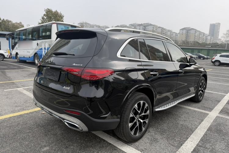Used Mercedes-Benz GLC 2024 Facelifted GLC 260 L 4MATIC Luxury Version 5 Seats Exterior 6