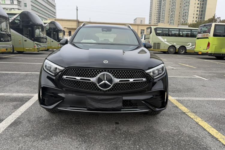 Used Mercedes-Benz GLC 2024 Facelifted GLC 260 L 4MATIC Luxury Version 5 Seats Exterior 7
