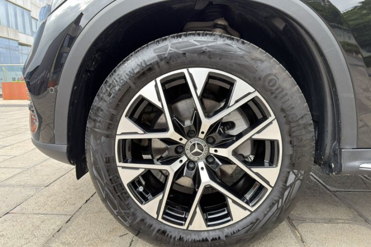 Used Mercedes-Benz GLC 2024 GLC 260 L 4MATIC Dynamic Edition 5-seater Exterior 9