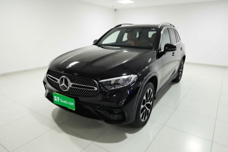 Mercedes-Benz GLC 2024 Facelifted GLC 260 L 4MATIC Luxury Version 5 Seats