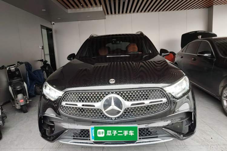 Used Mercedes-Benz GLC 2024 Refreshed GLC 300 L 4MATIC Dynamic Version 5 Seats Front