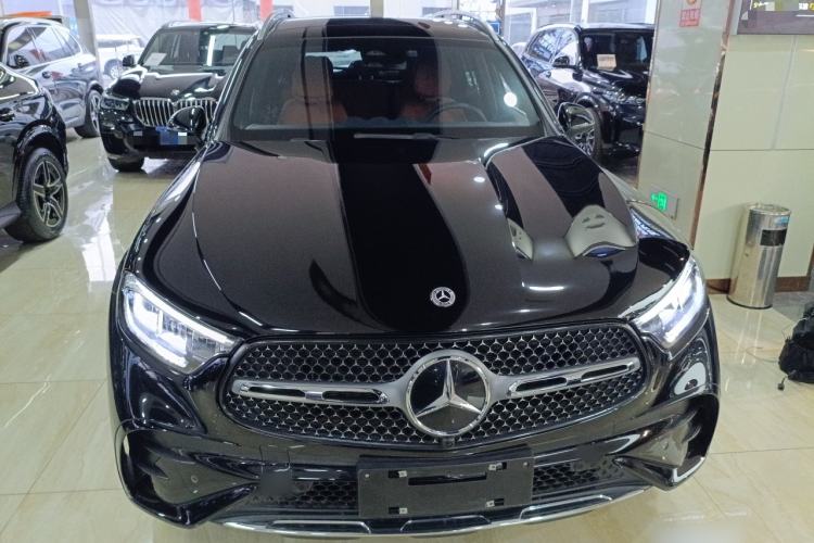 Used Mercedes-Benz GLC 2024 Facelifted GLC 260 L 4MATIC Luxury Version 5 Seats Front