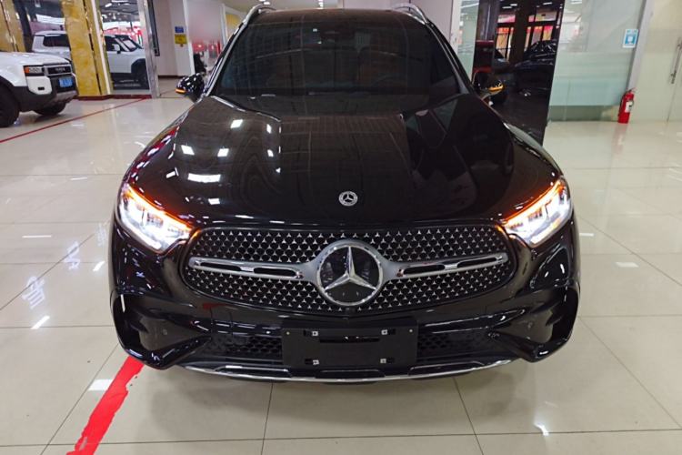 Used Mercedes-Benz GLC 2024 Facelifted GLC 260 L 4MATIC Luxury Version 5 Seats Front