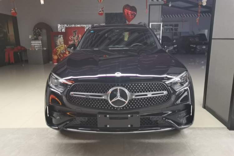 Used Mercedes-Benz GLC 2024 GLC 300 L 4MATIC Luxury Model 7 Seats Front
