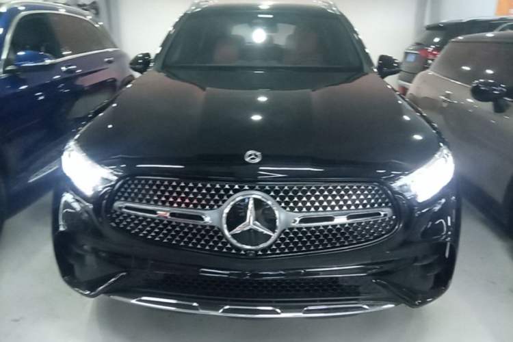Used Mercedes-Benz GLC 2024 Refreshed GLC 300 L 4MATIC Dynamic Version 5 Seats Front