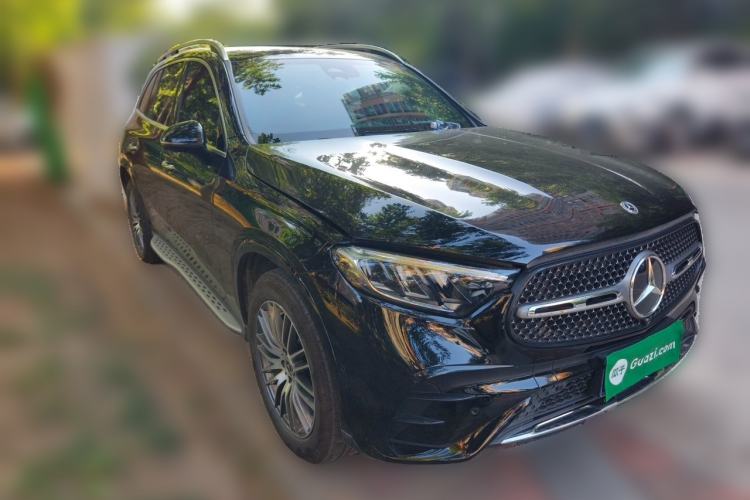 Used Mercedes-Benz GLC 2024 Refreshed GLC 300 L 4MATIC Dynamic Version 5 Seats Front Right 45 Deg