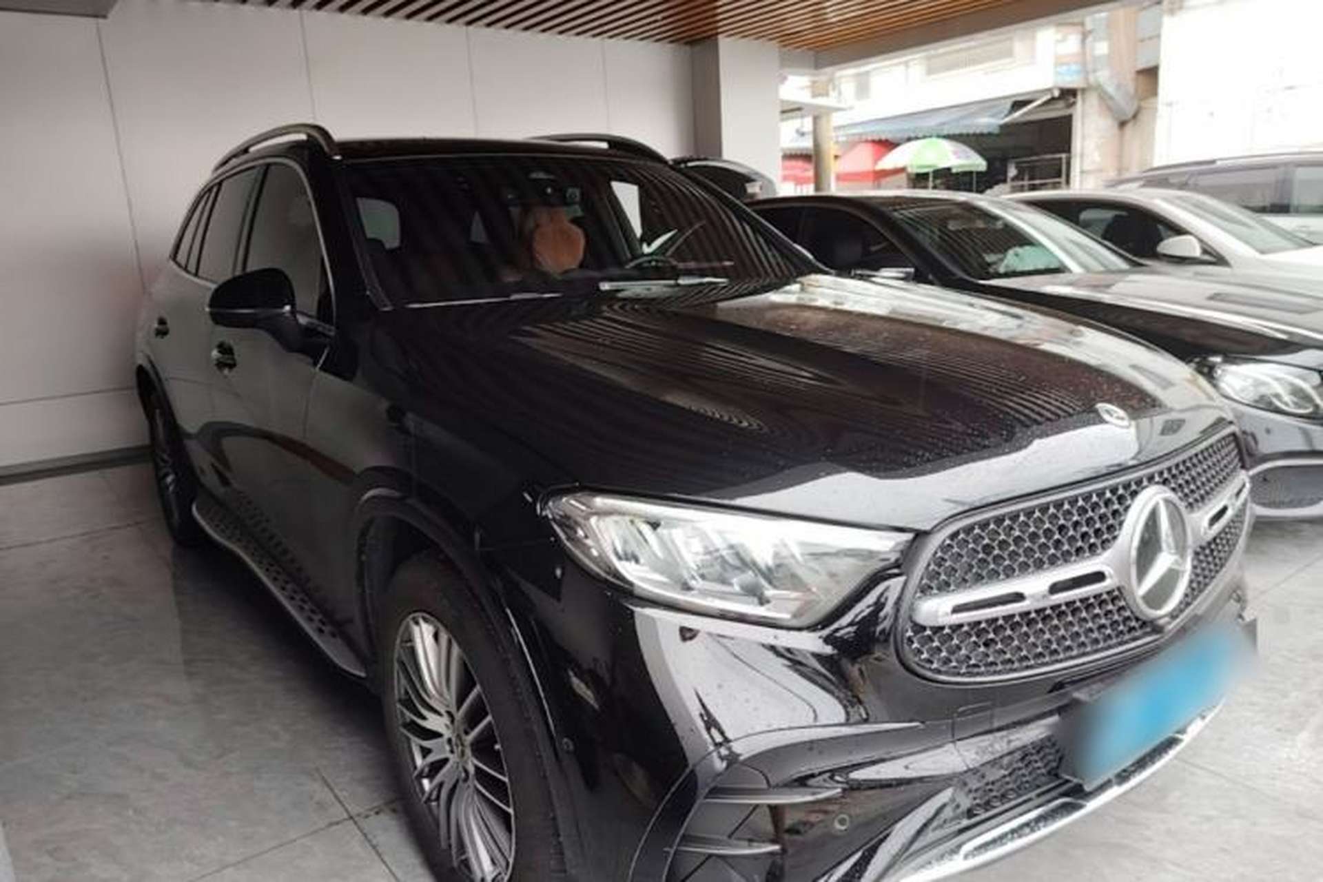 Used Mercedes-Benz GLC 2024 Refreshed GLC 300 L 4MATIC Dynamic Version 5 Seats Front Right 45 Deg