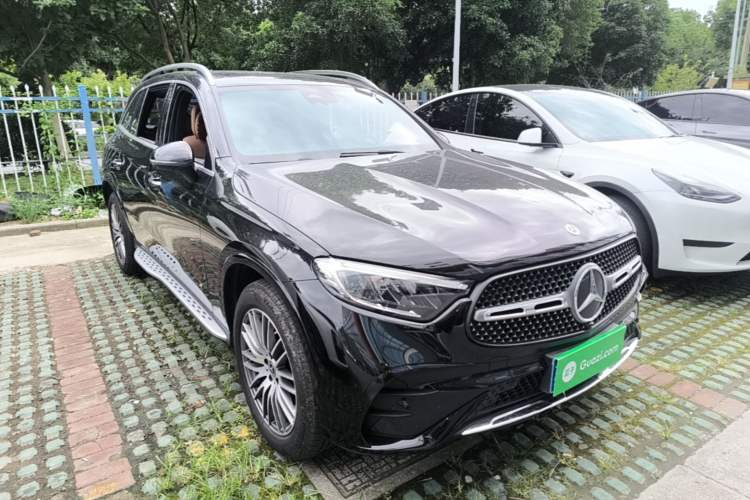 Used Mercedes-Benz GLC 2024 GLC 300 L 4MATIC Dynamic Edition 5-seater Front Right 45 Deg