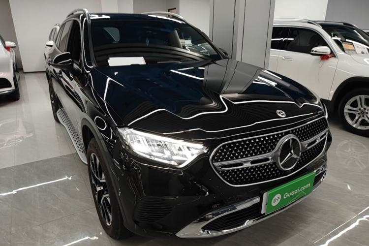 Used Mercedes-Benz GLC 2024 GLC 260 L 4MATIC Dynamic Edition 5-seater Front Right 45 Deg