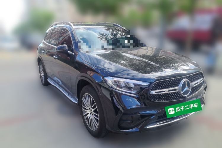 Used Mercedes-Benz GLC 2024 Refreshed GLC 300 L 4MATIC Dynamic Version 5 Seats Front Right 45 Deg