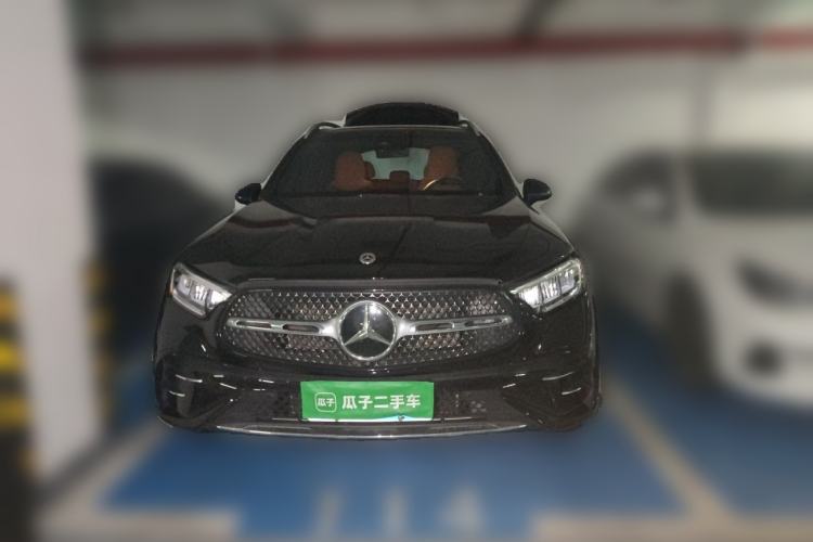 Used Mercedes-Benz GLC 2024 GLC 260 L 4MATIC Luxury Model 5 Seats Front