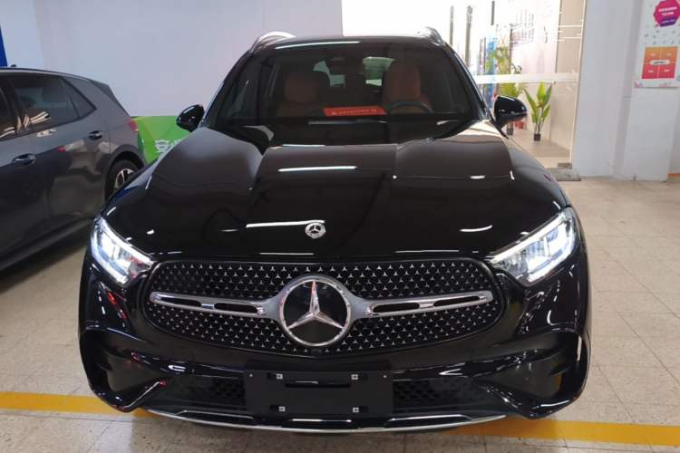 Used Mercedes-Benz GLC 2024 GLC 260 L 4MATIC Luxury Model 5 Seats Front